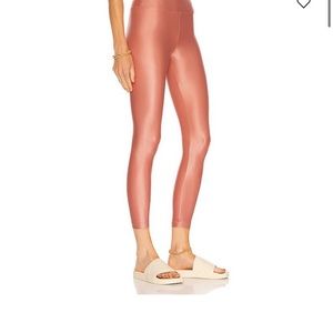 Koral Lustrous Infinity High Rise Leggings in Sand BNWT